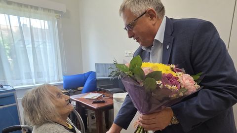 Paide linnas elav naine tähistas 103. sünnipäeva