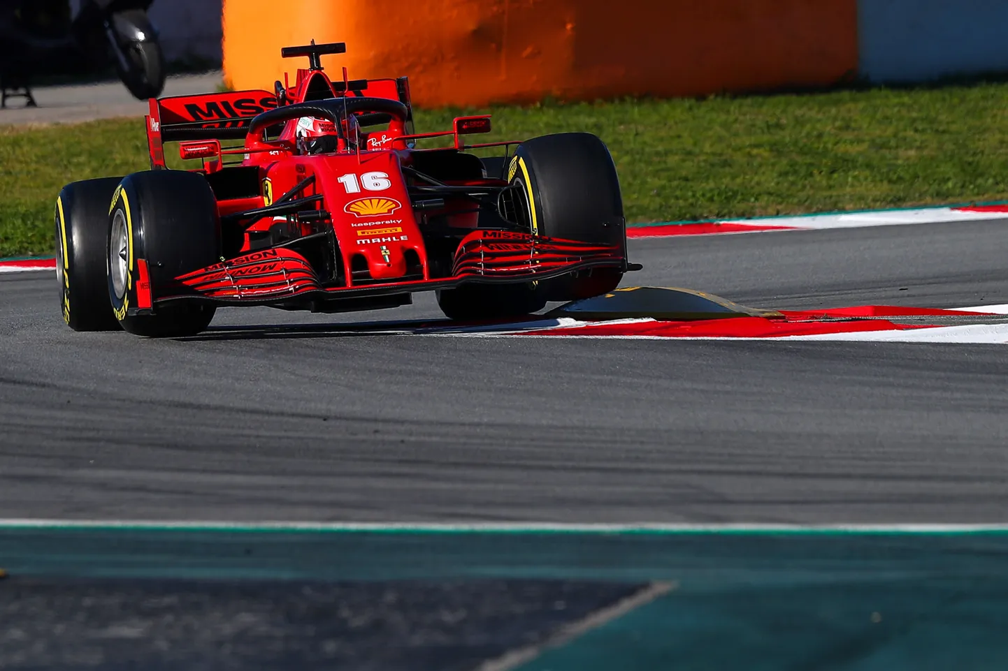 Charles Leclerc Hispaanias testisõidul.