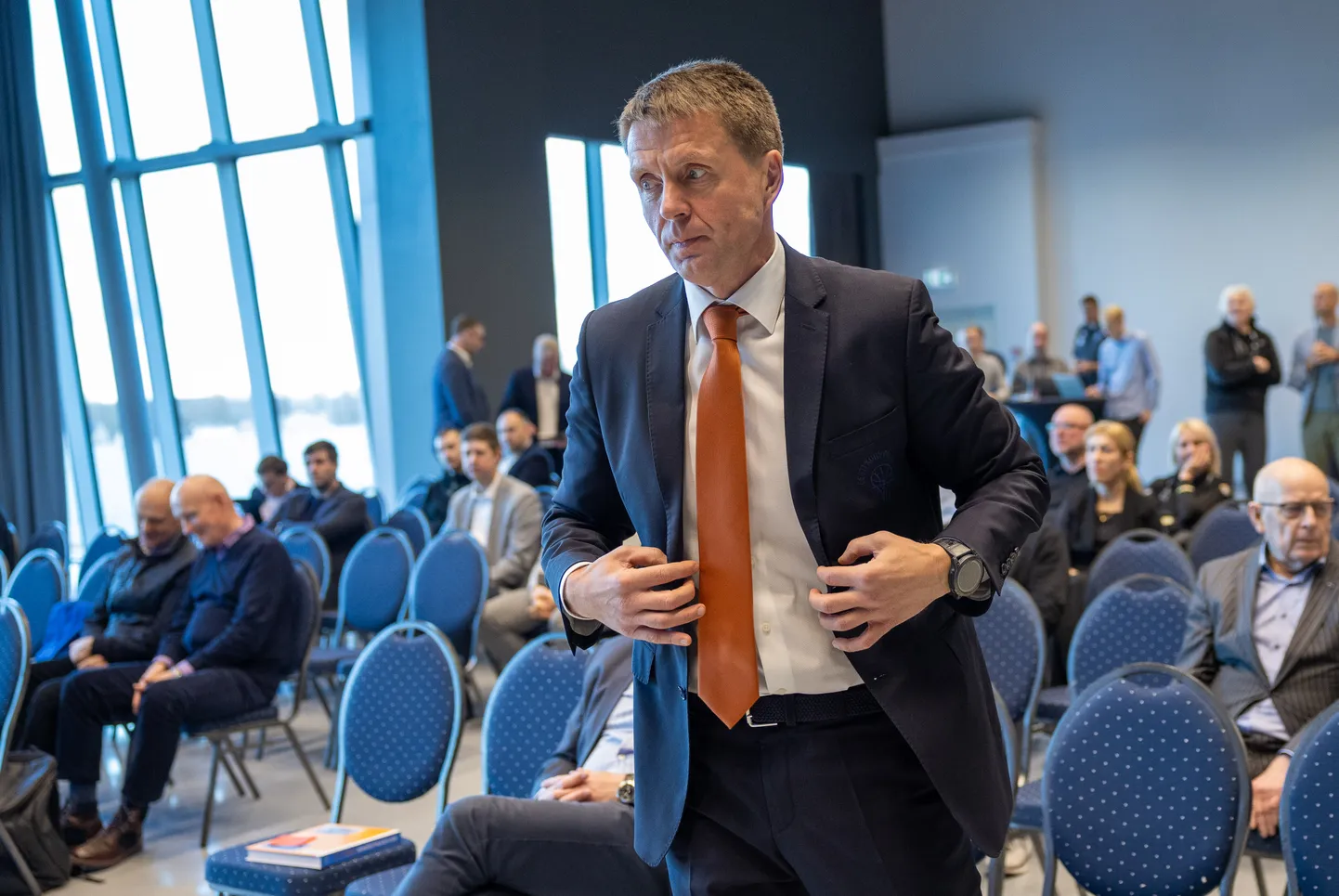 Just on välja kuulutatud, et Priit Sarapuu valiti teiseks ametiajaks korvpalliliidu presidendiks.