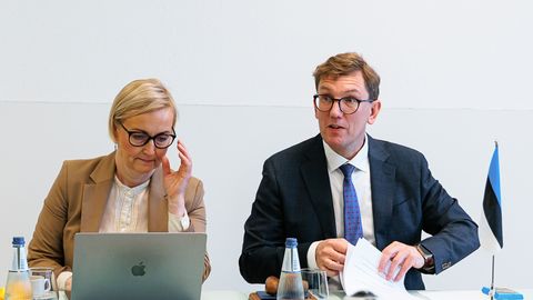 VIKTORIA LADÕNSKAJA-KUBITS ⟩ Tähelepanu! Valmis olla! Läks! – Riik pandi pausile ning algab kampaania