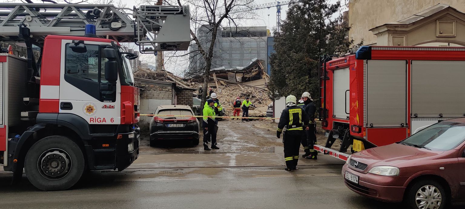 Обрушение здания в центре Риги