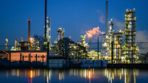 Vācija gatavojas Kazahstānas naftas piegāžu pārtraukšanai