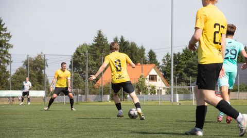 Tarva vutimehed lõid lõpuminutite trilleris kaks väravat ja napsasid võidu
