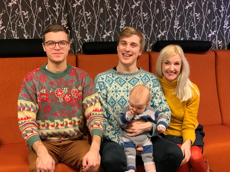 Marten Altrov, Johan Randvere ja Evelin Samuel-Randvere raadio Elmar toimetuses