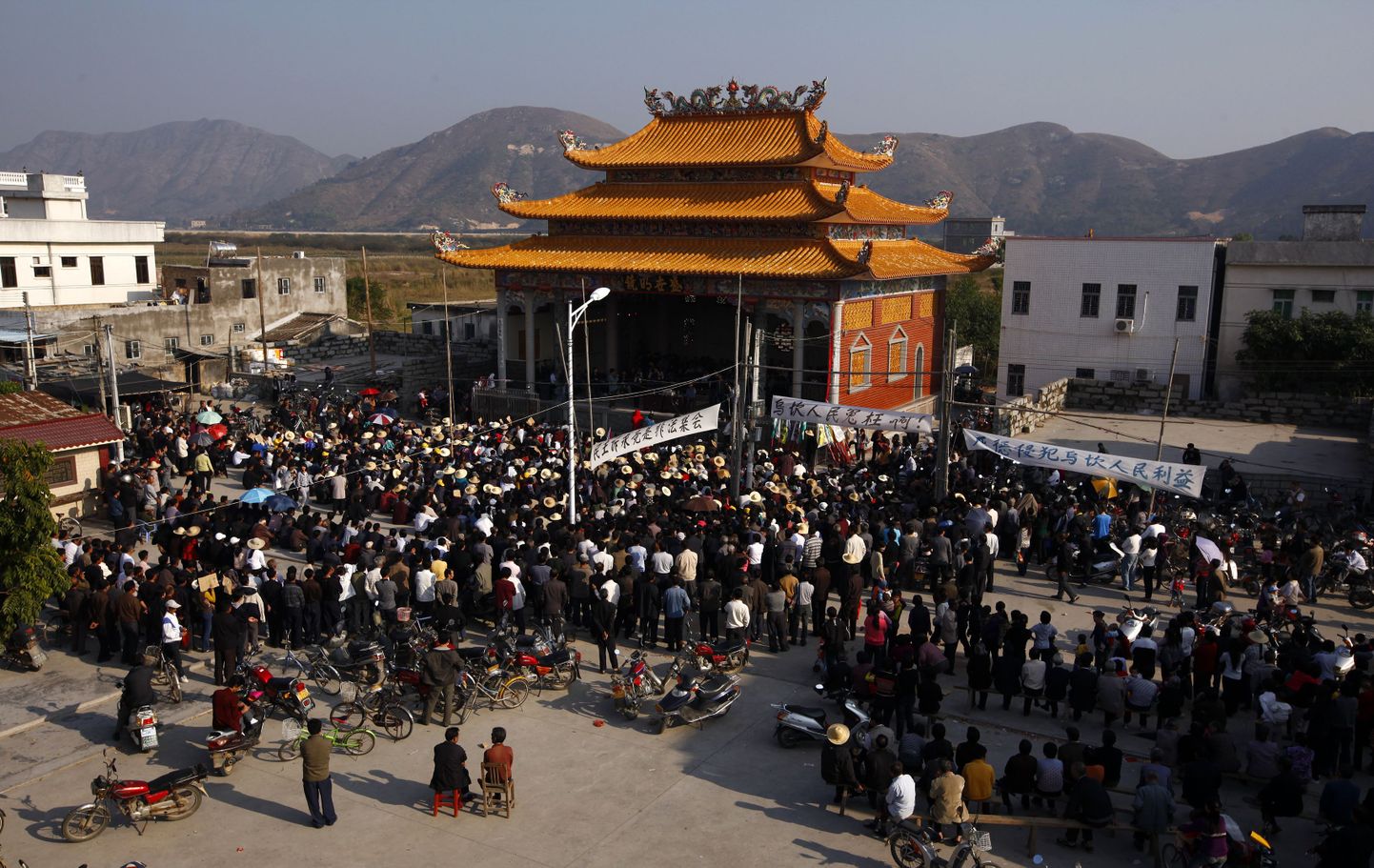 Rahvakogunemine Wukani linnas läinud aasta detsembris.