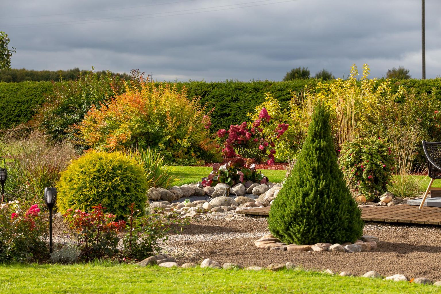 Aeda planeerides peaks olema pilt, kuhu aed 10–20 aastaga välja võiks jõuda. Fotol olev kaunis ja värviline aed asub Viljandimaal Vilja talus.