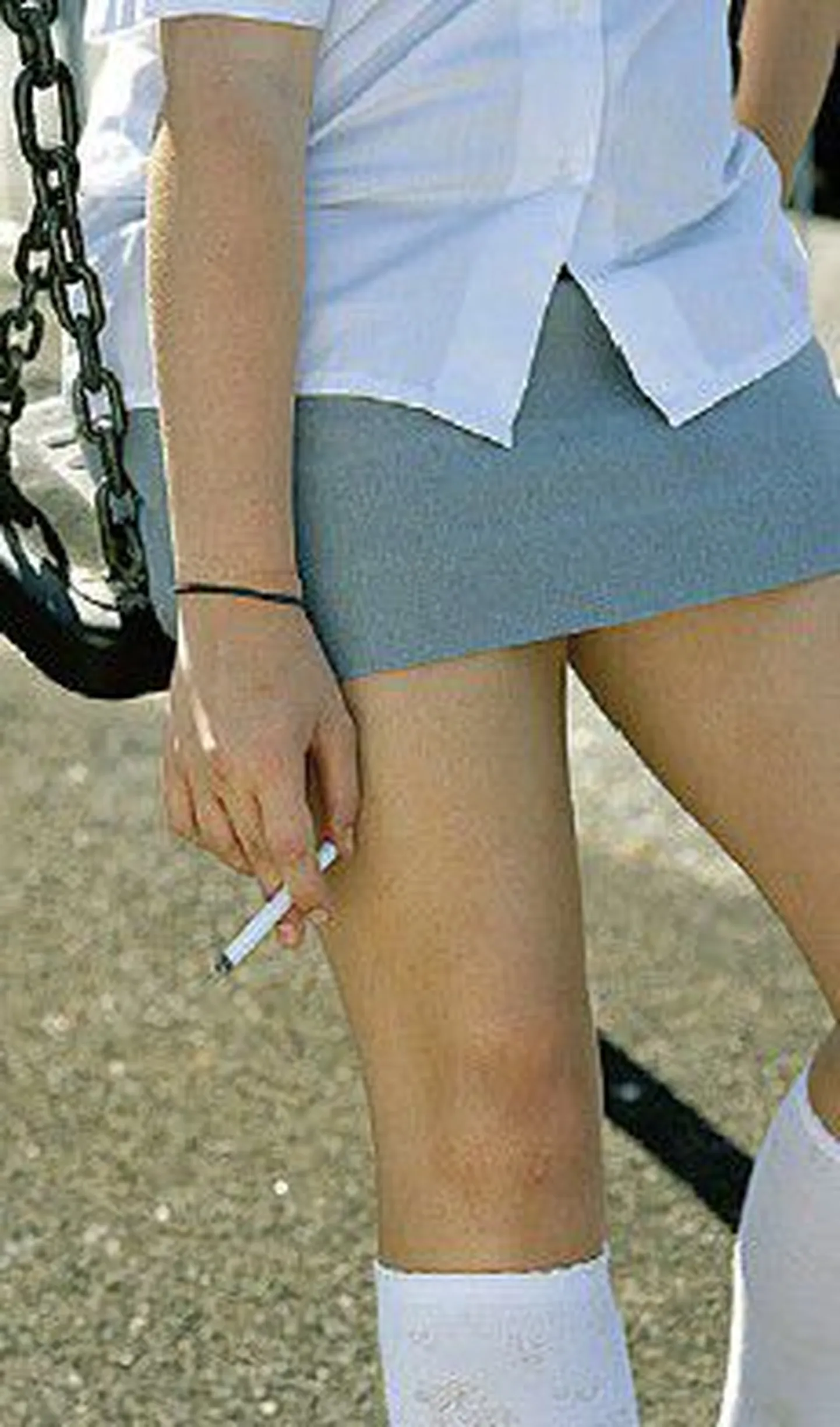 Женщины больше, чем мужчины, рискуют располнеть во взрослом возрасте, если в молодости они курили.