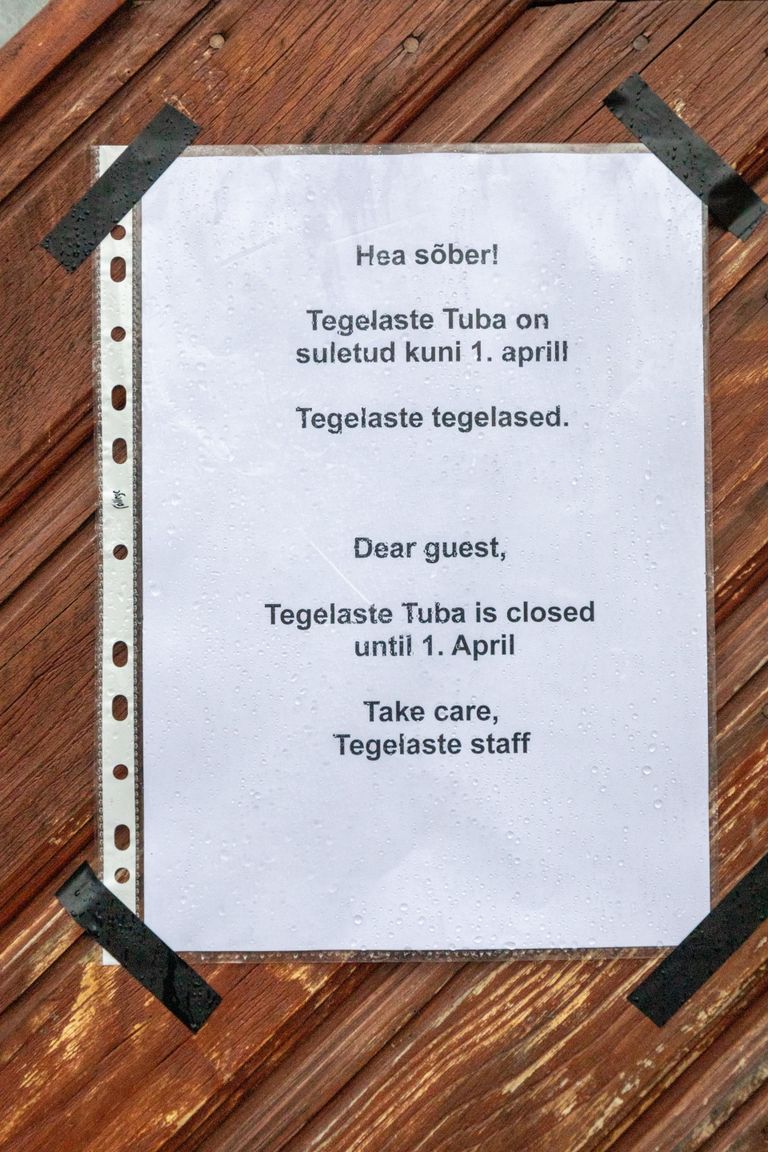 Tegelaste Tuba teatas sulgemisest kuni aprillini.