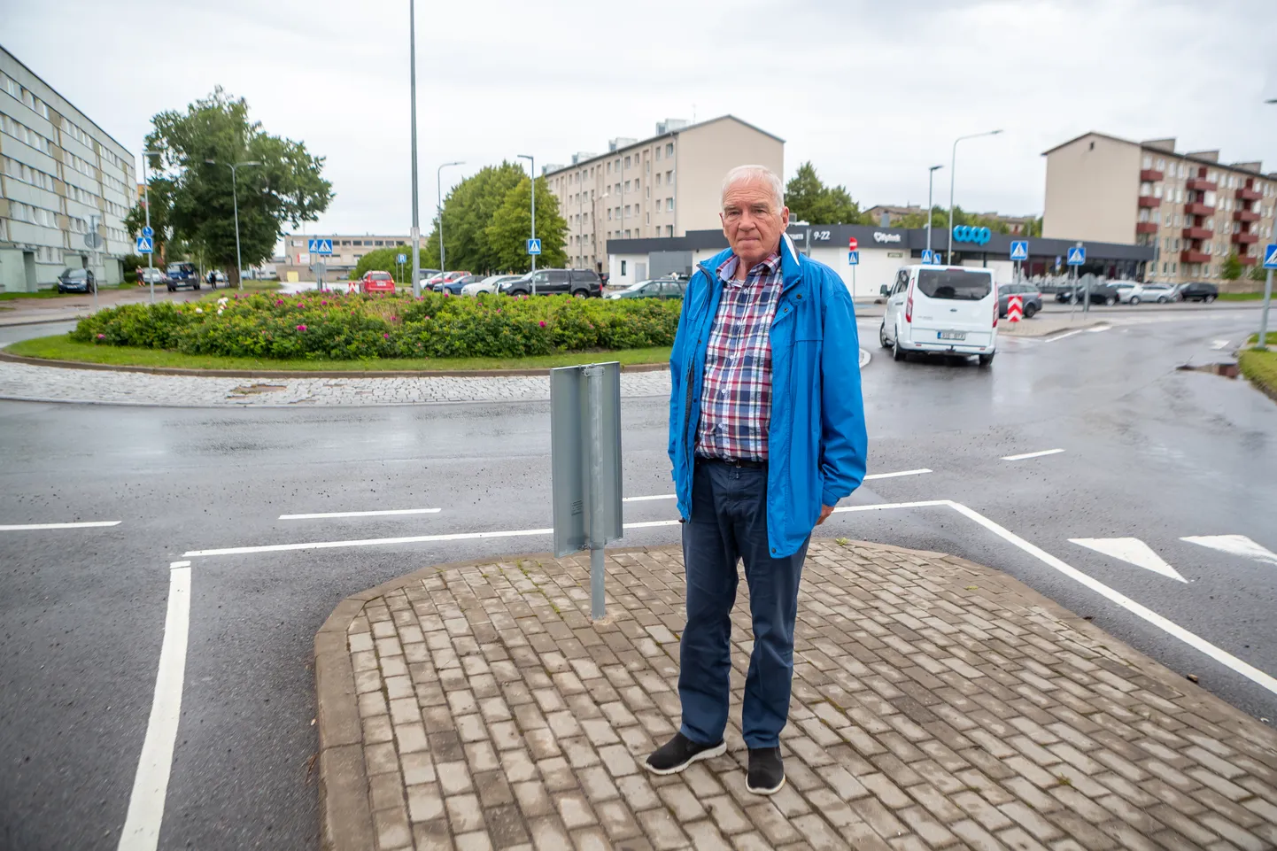 KÕIGE KEERULISEM: Kuressaare Veevärgi juhatuse liige Aivar Sõrm arvab, et mahukate trassitööde kõige problemaatilisemaks piirkonnaks kujuneb Slupi ring ja selle ümbrus.