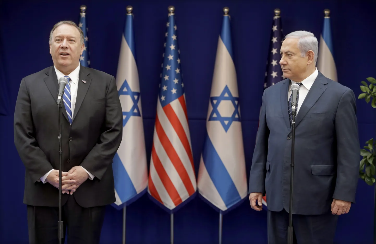 USA välisminister Mike Pompeo (vasakul)  ja Iisraeli peaminister Benjamin Netanyahu reedel Jeruusalemmas.