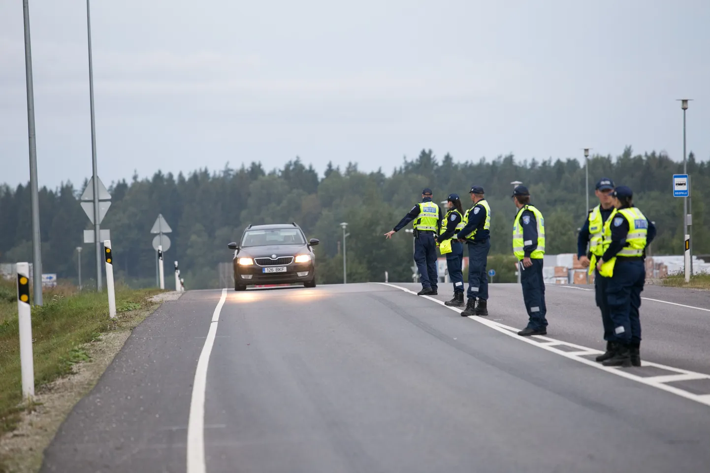 Politseireid kõik puhuvad Reopalus