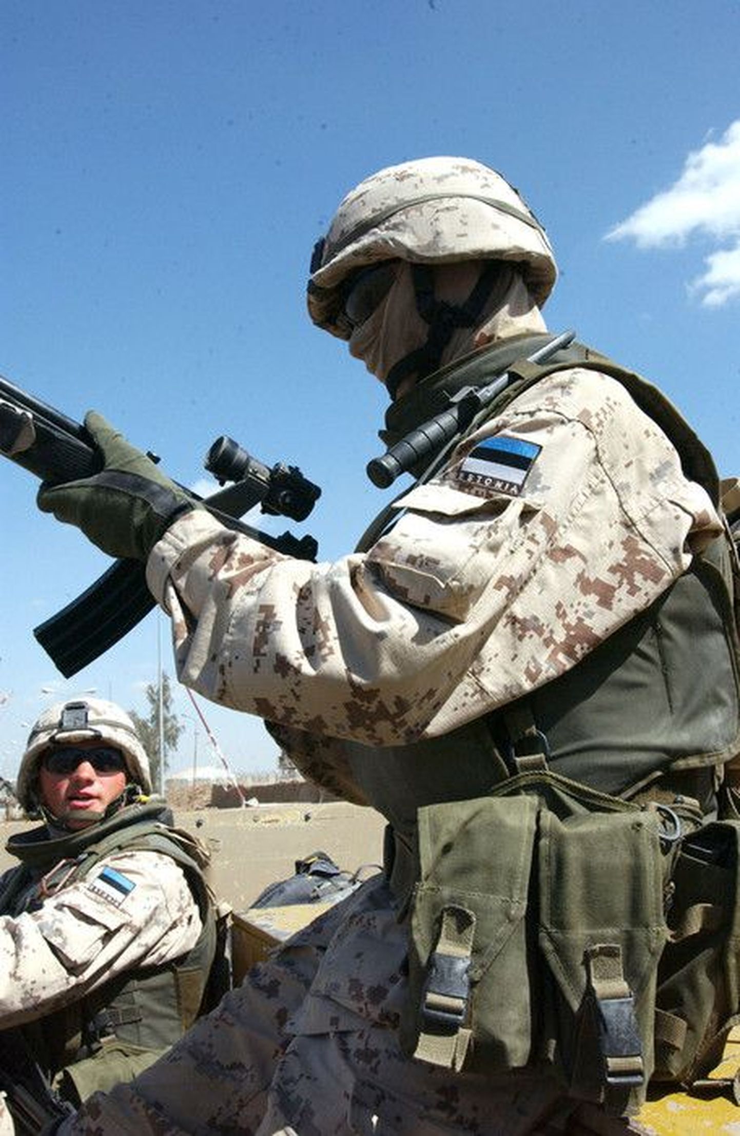 Iraagis on praegu väljaõppemissiooni raames kuus Eesti kaitseväelast. Pildil olevad kaitseväelased olid Iraagis missioonil 2006. aastal.