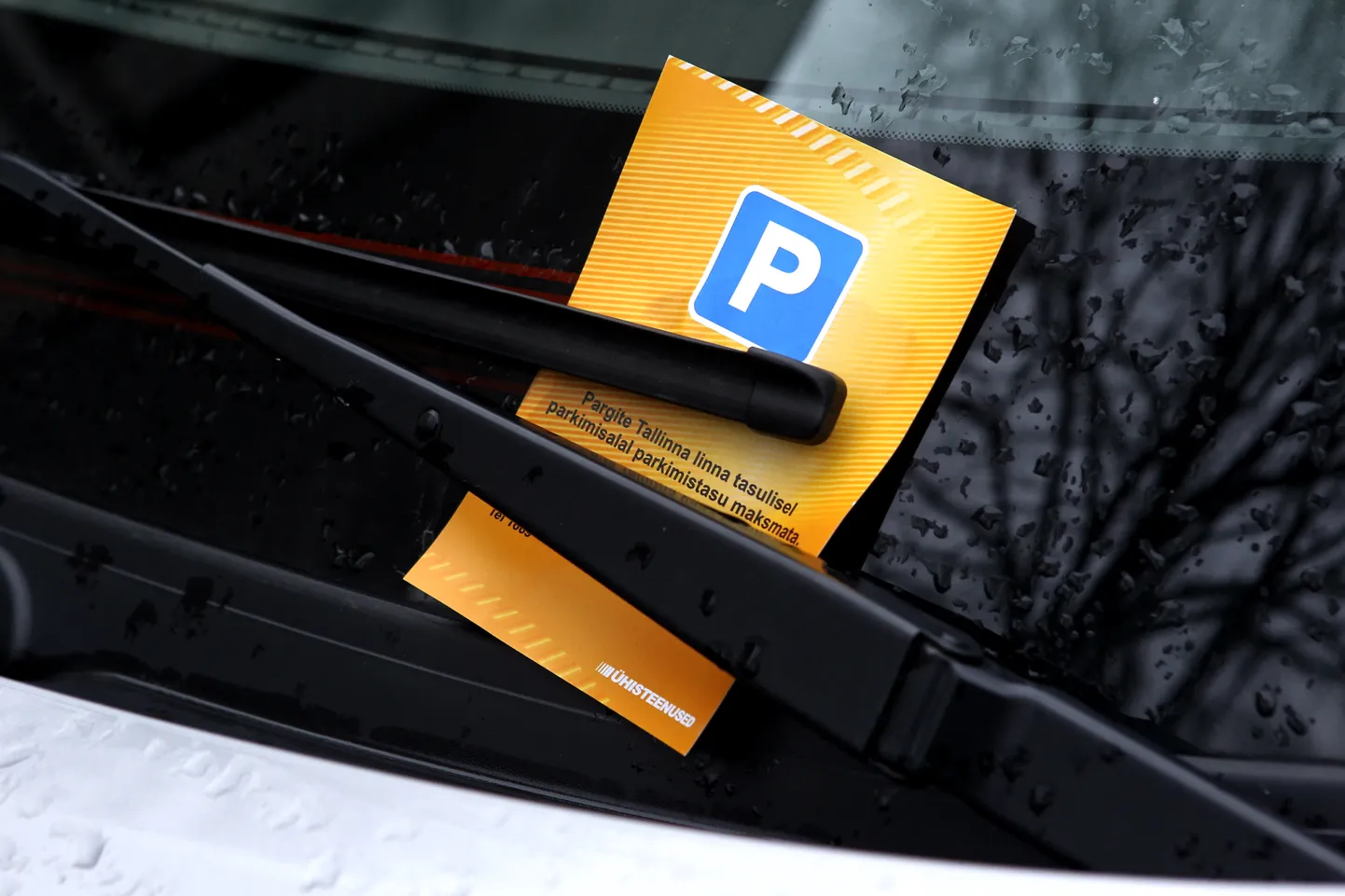 Parkimiskohtade Nappus P hjustab Parkimistrahvide Laviini
