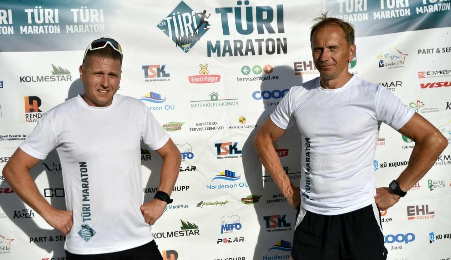 Vadim Gritšenko (vasakul) ja Vello Lillipuu korraldavad ka tänavu Türil maratonisarja, mis pakub jooksulusti kevadest suveni kuuel osavõistlusel.