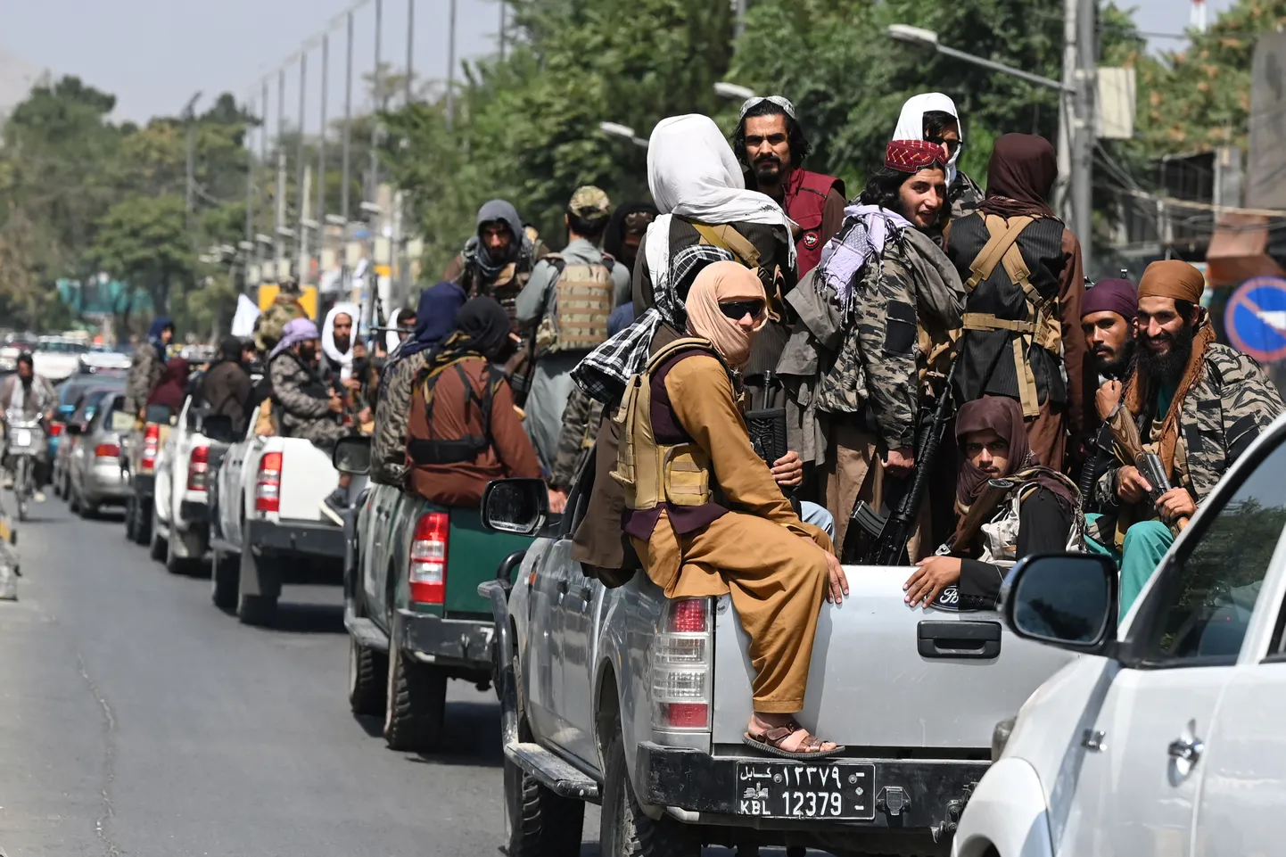 Бойцы "Талибана" в Кабуле.