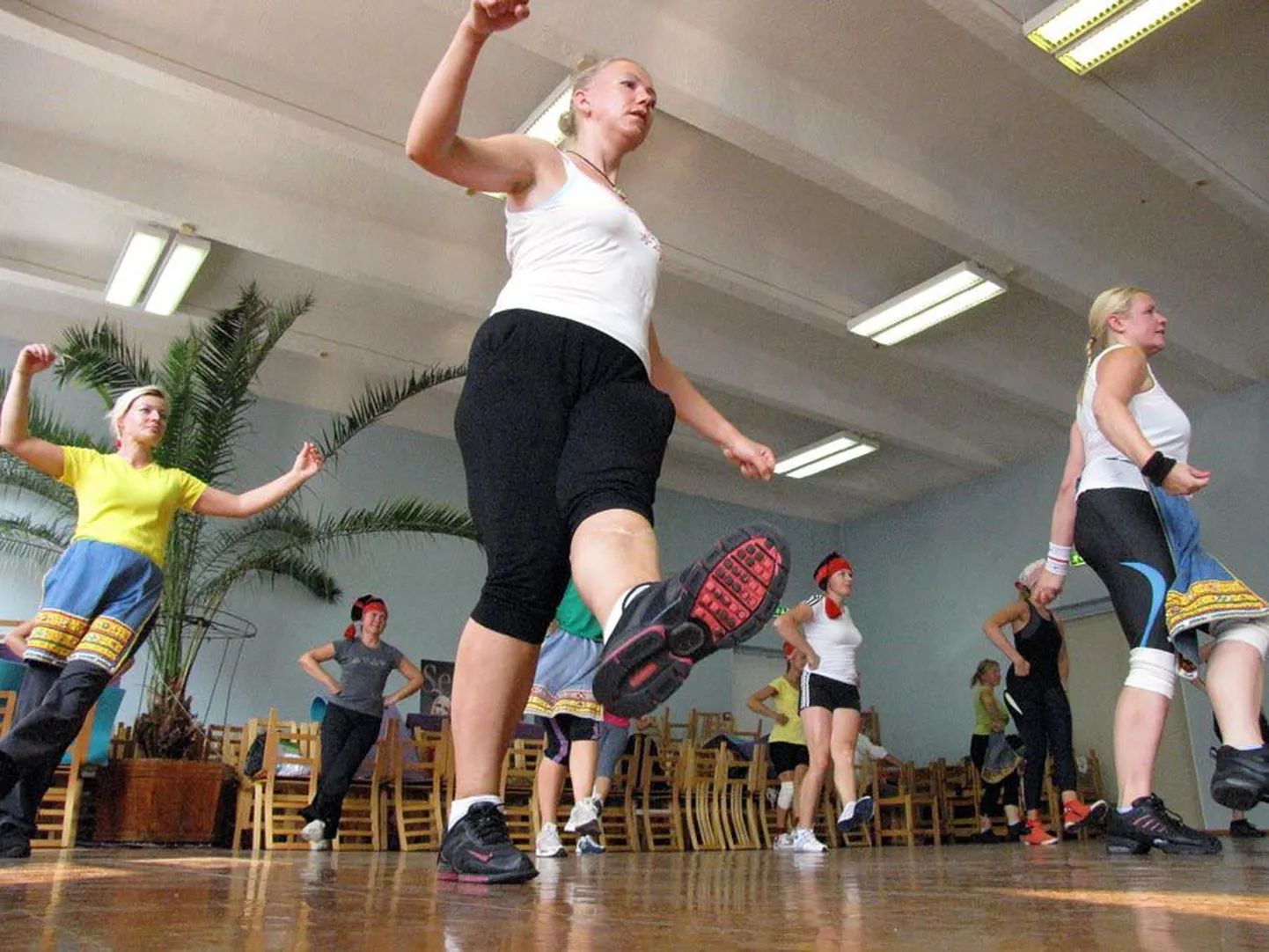 Kaks aastat tagasi oli suveakadeemia käigus Viljandis tantsuõpetajate koolitus «Oma tantsu juured ja ladvad».