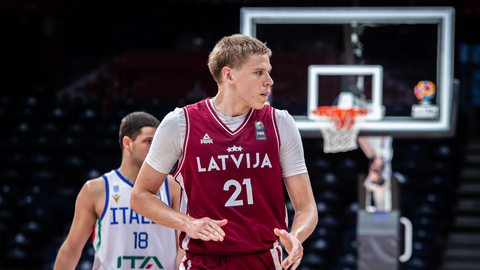 Jaroslavs Pihtovs izbral igranje za latvijsko reprezentanco U-18 namesto turnirja v ZDA