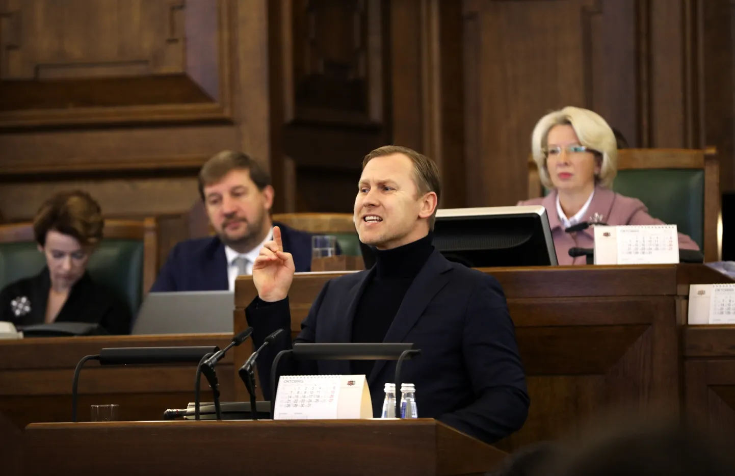 Saeimas deputāts Aldis Gobzems Saeimas ārkārtas sēdes laikā, kurā izskata valsts budžeta projektu 2020. gadam.