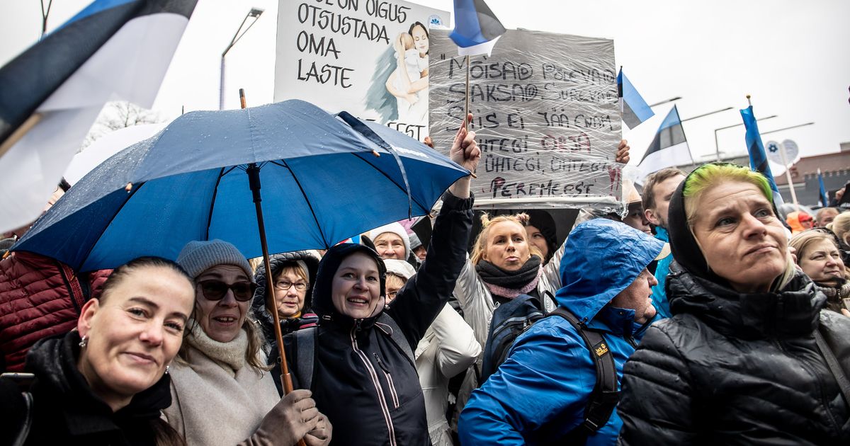 PHOTO More than 5,000 people protest against quarantine and vaccination ...