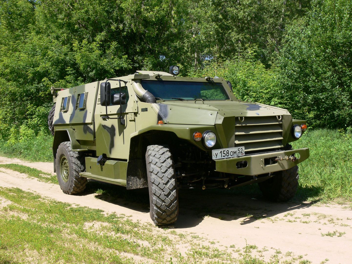 Vene mitmeotstarbeline soomusauto VPK-3927 Volk (Hunt)