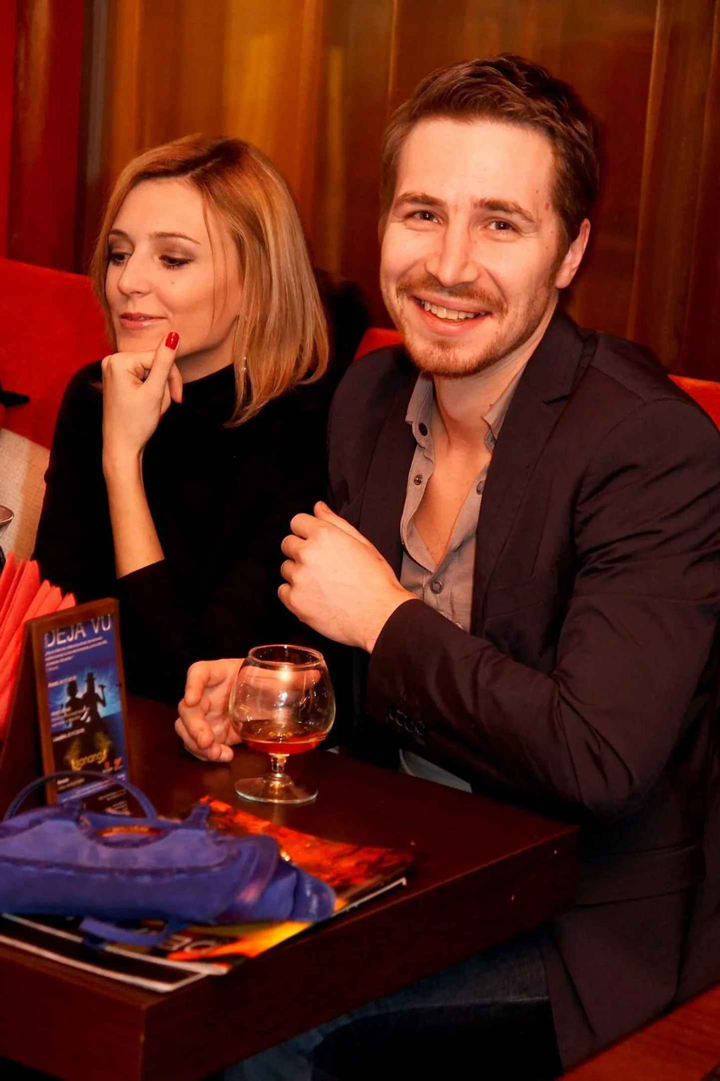 "Banana" pidu Lounge Deja Vu`s