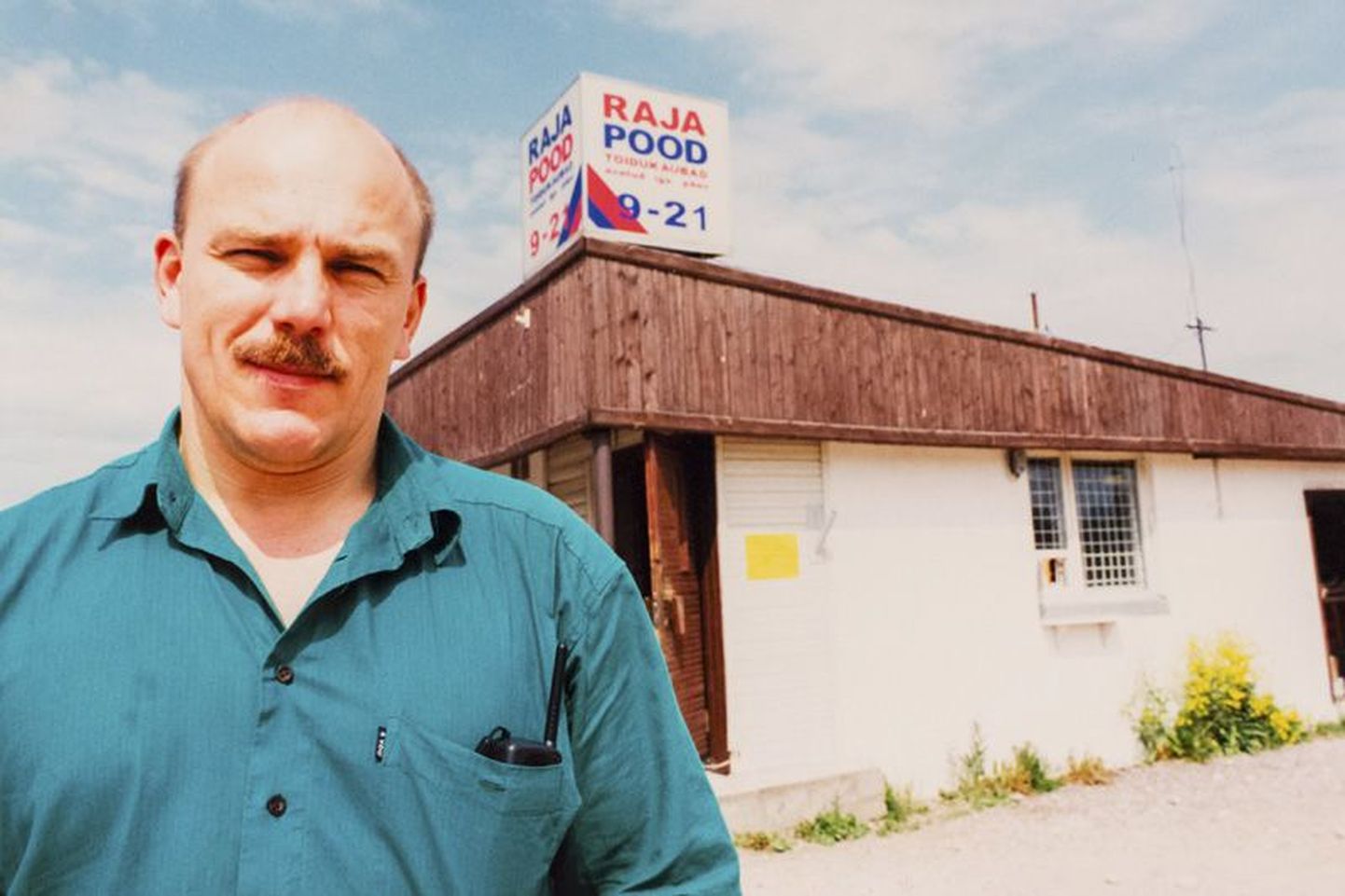 Oleg Grossi esimene kauplus oli 26. aprillil 1992 avatud Raja pood.