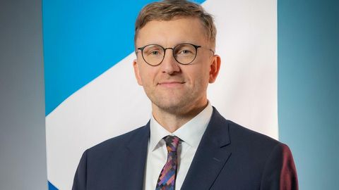 NÄDALA NÄGU ⟩ Kartlik Eesti ametnik, venelased ja Tartu rahu