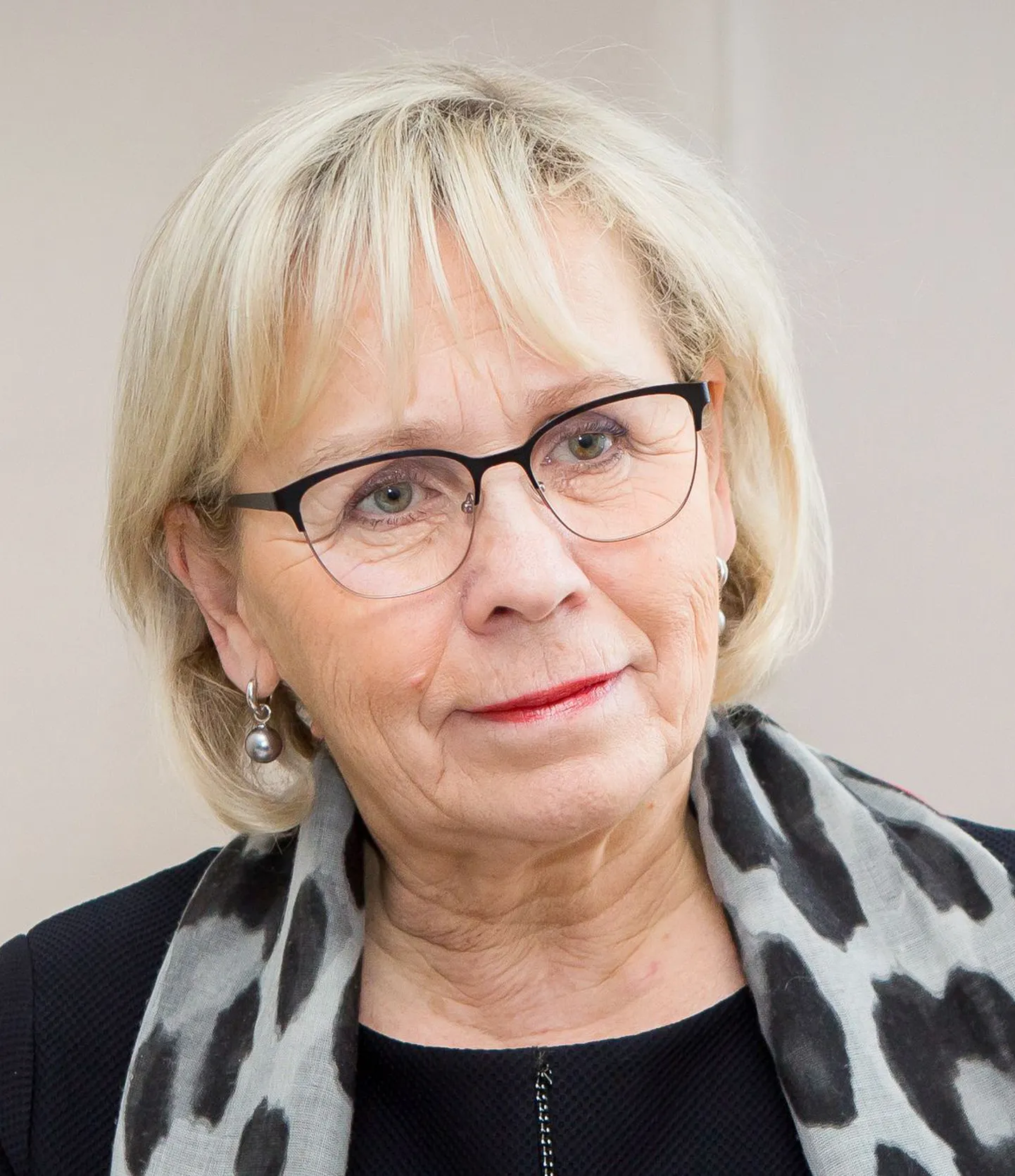 Kuressaare Täiskasvanute Gümbaasiumi direktor Ly Kallas.