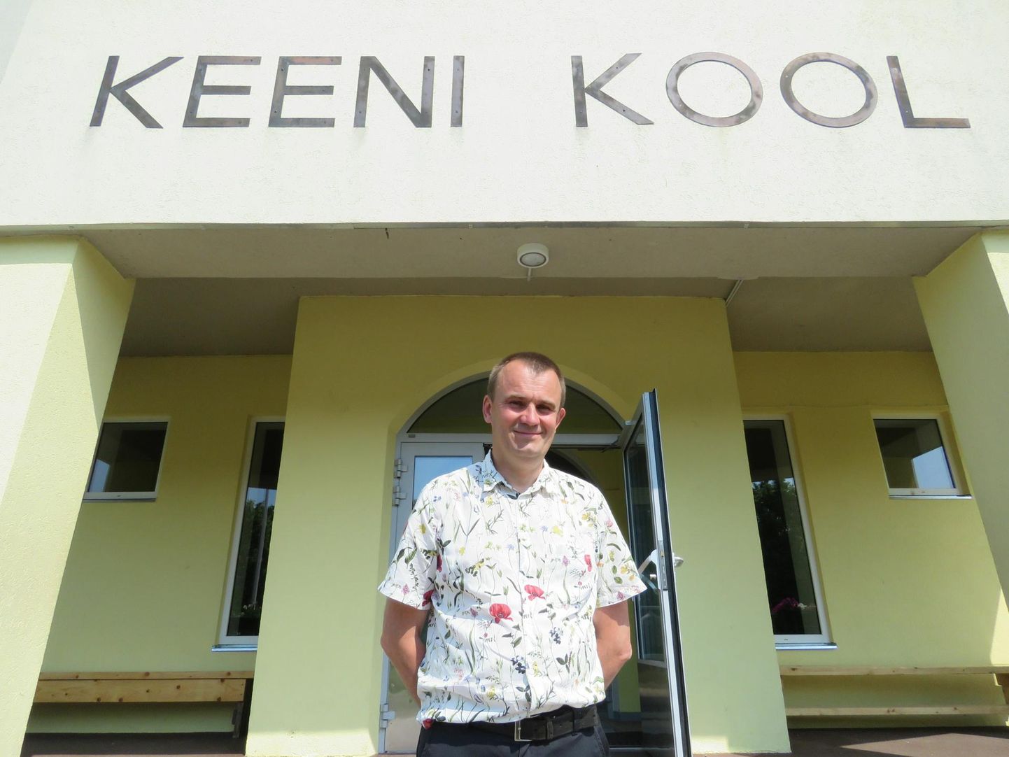Keeni põhikooli uus direktor Peeter Kangur alustab tööd augustis.