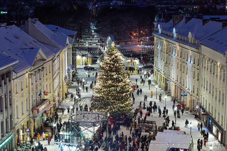 Ратушная площадь Тарту в декабре прошлого года.