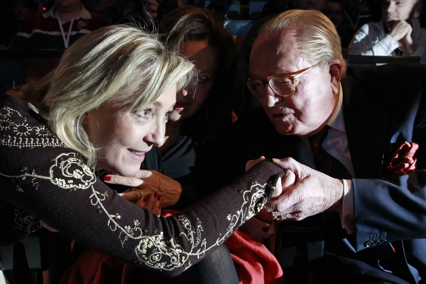 Marine Le Pen (vasakul) ja Jean-Marie Le Pen.