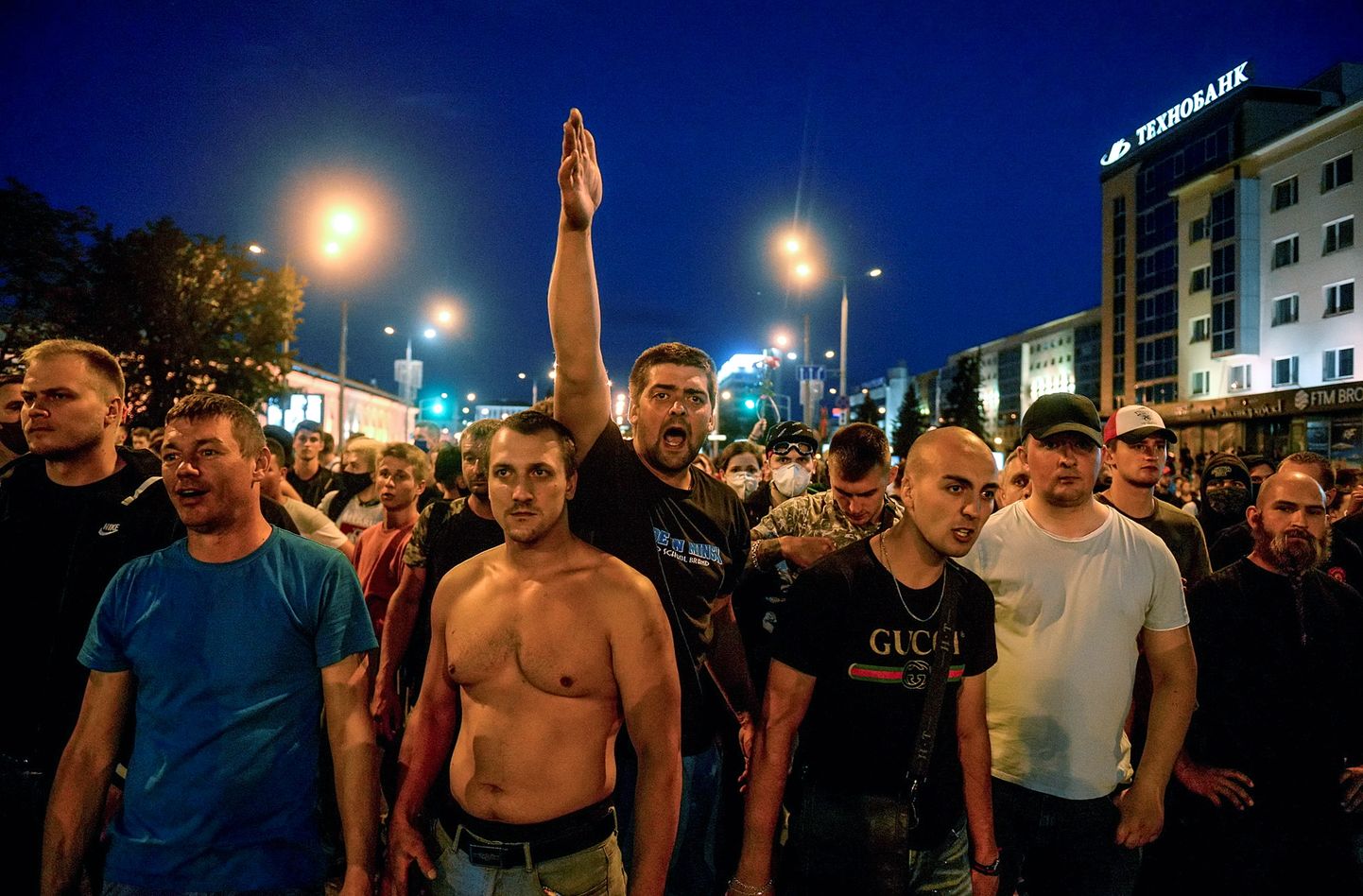 Meeleavaldajad ööl vastu teisipäeva Valgevene pealinnas Minskis.