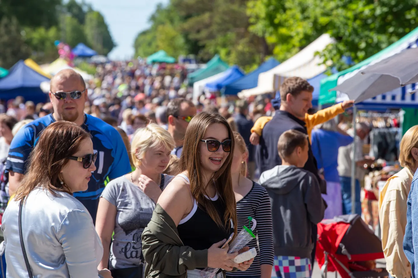 Meenutus varasemast Järva-Jaani laadast ja tänavafestivalist.