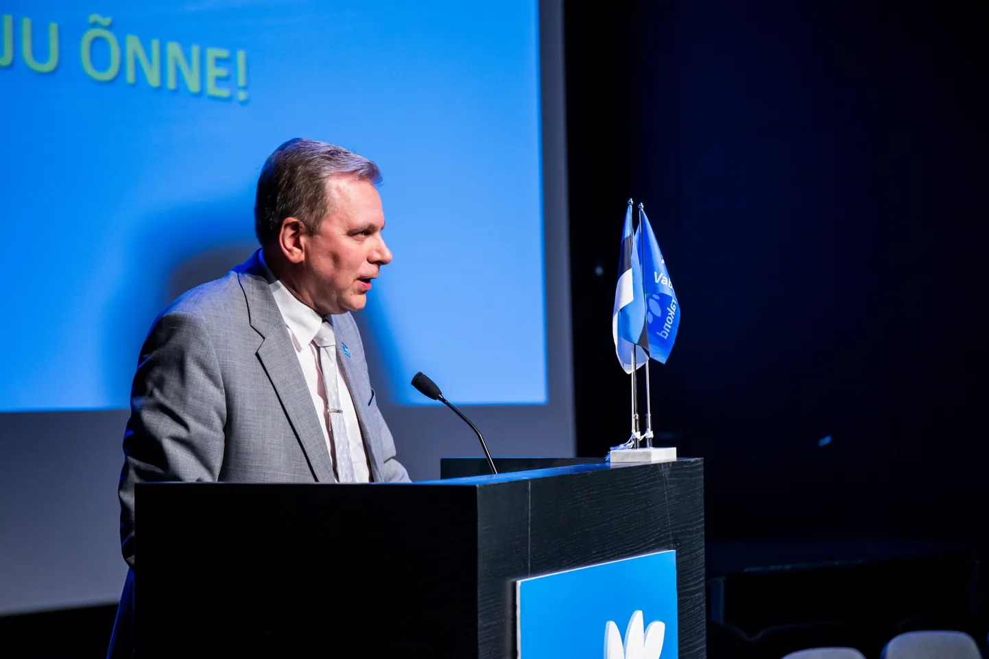 Andres Herkel.