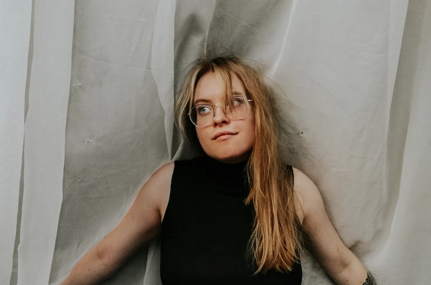 Siuru preemia laureaat, luuletaja, kriitik ja fotograaf Johanna Roos