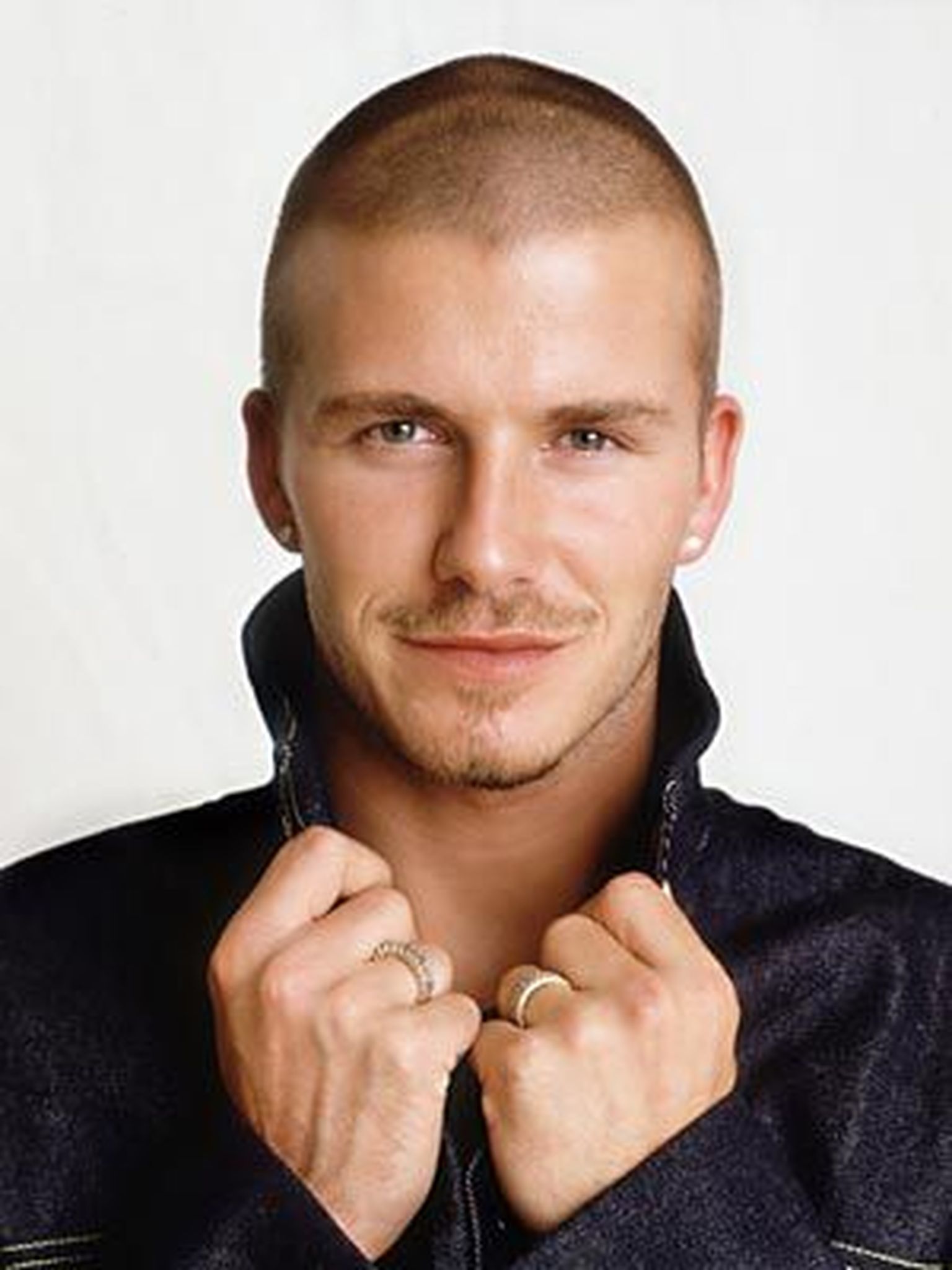 Волосы мужские лысые. Дэвид Бекхэм лысый. David Beckham Buzzcut. David Beckham лысый. Дэвид Бекхэм короткая стрижка под ноль.