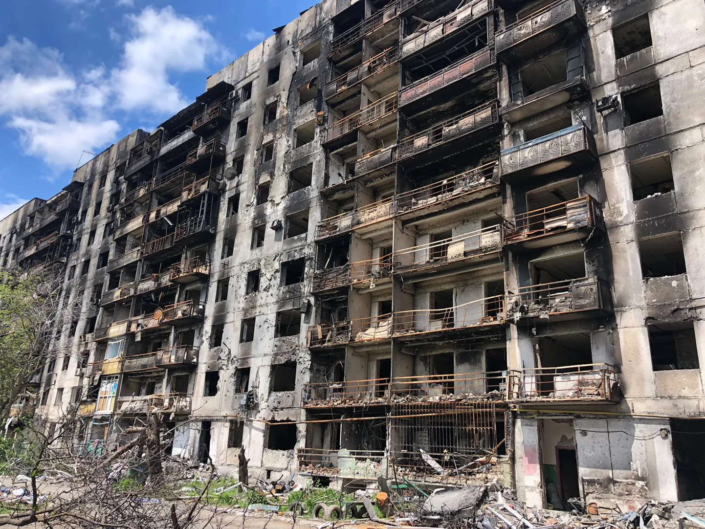 Skati no iznīcinātās Mariupoles
