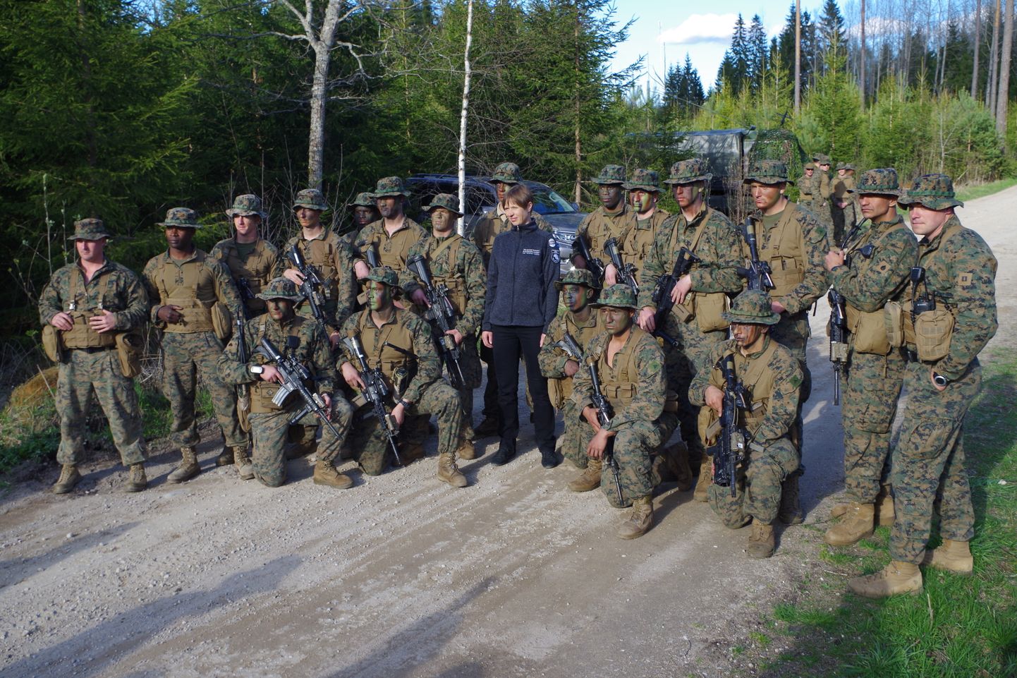 President Kersti Kaljulaid külastas Võrumaal suurõppust Siil.