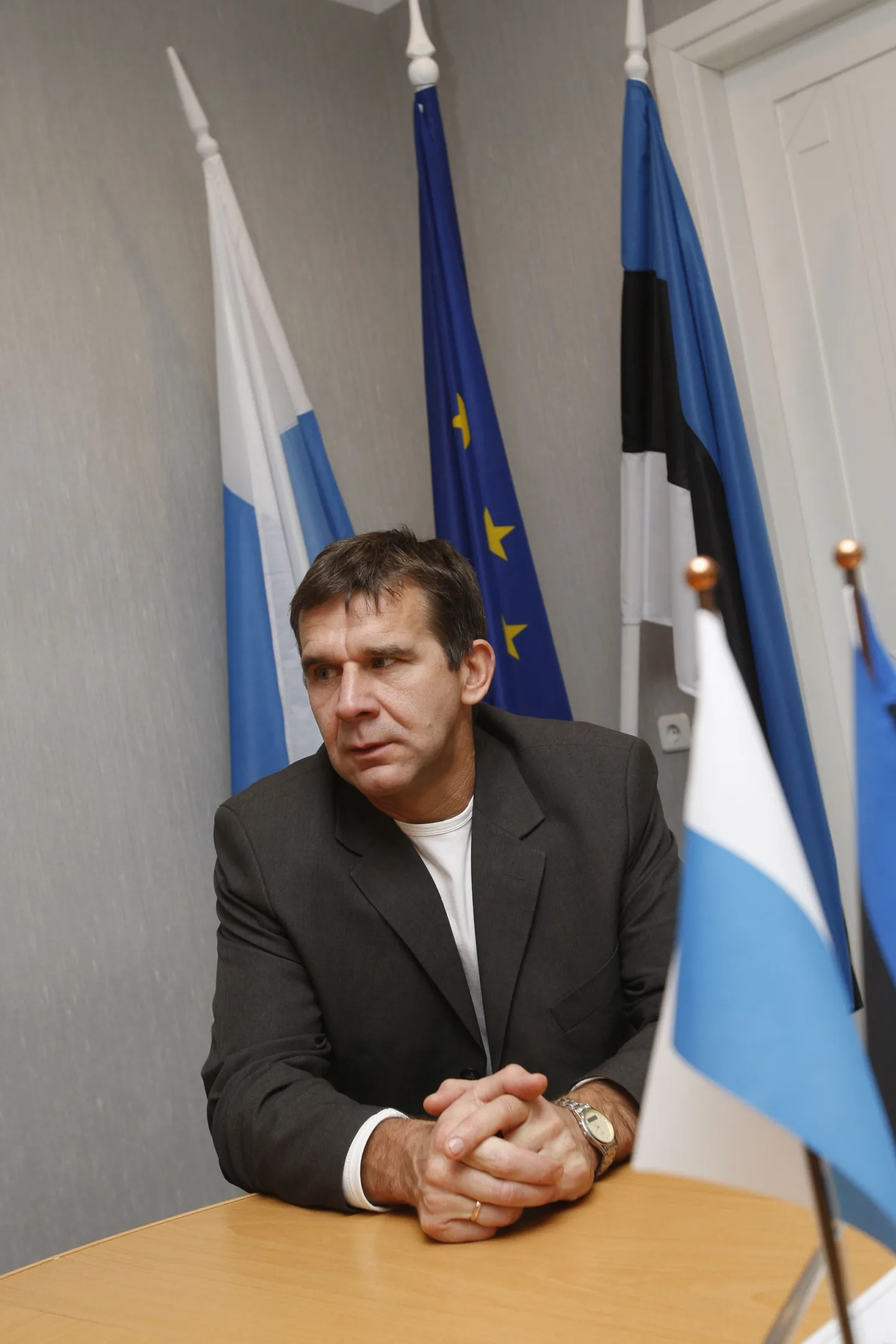 Elva linnapeaks sai Toomas Järveoja.
