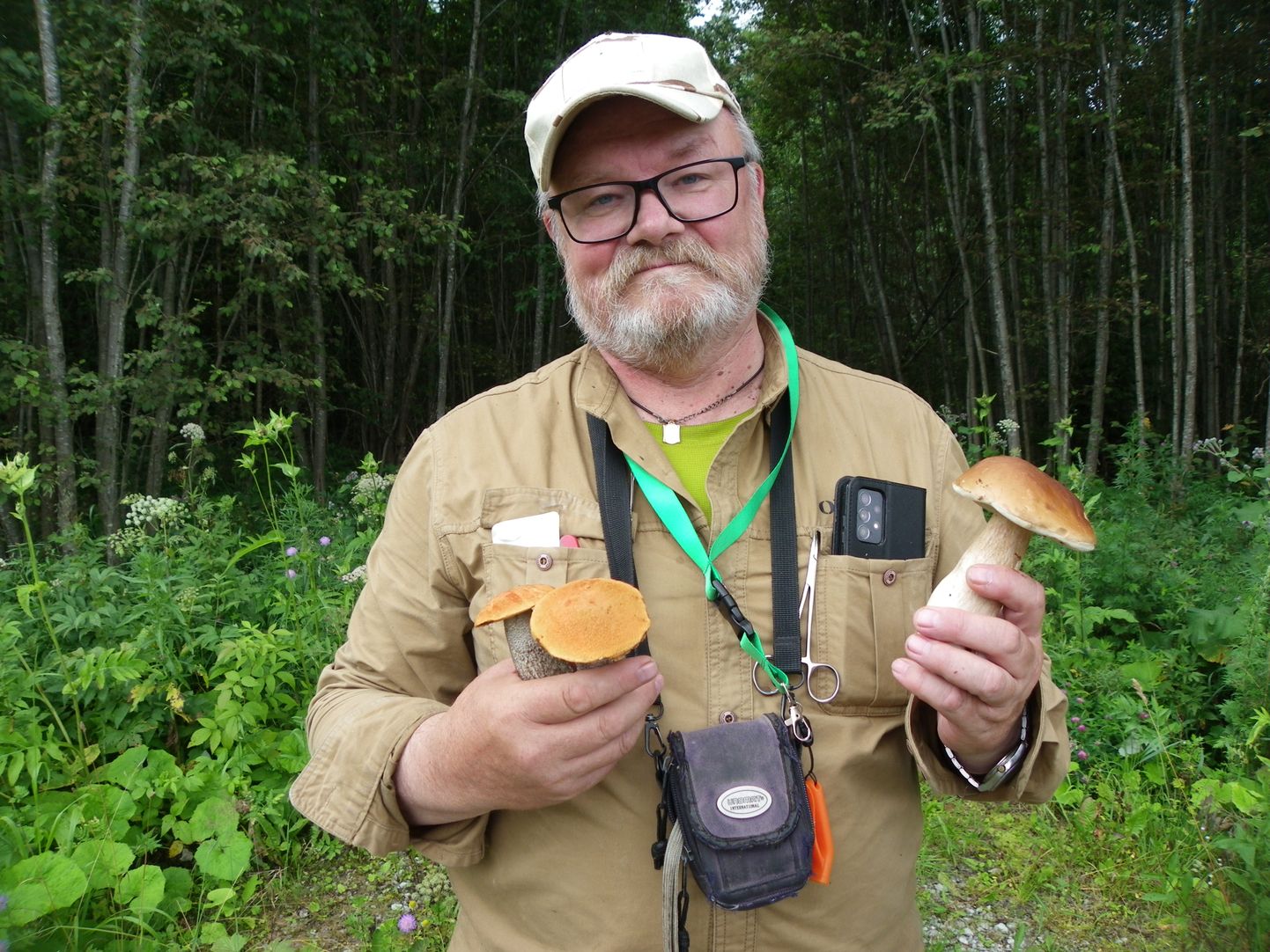 Для миколога-энтузиаста Анатолия Тарасова грибной мир – это и научная деятельность, и хобби, и дело жизни.