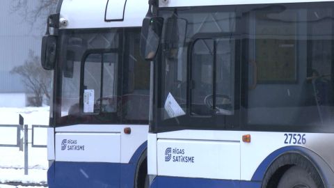 ВИДЕО ⟩ Rīgas satiksme повысила допустимый уровень промилле для водителей. В чем причина?