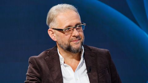 PEETRI PILK ⟩ Anvar Samost: «Rehepapp» võiks olla palju rohkem lätlaste raamat, kui eestlaste oma