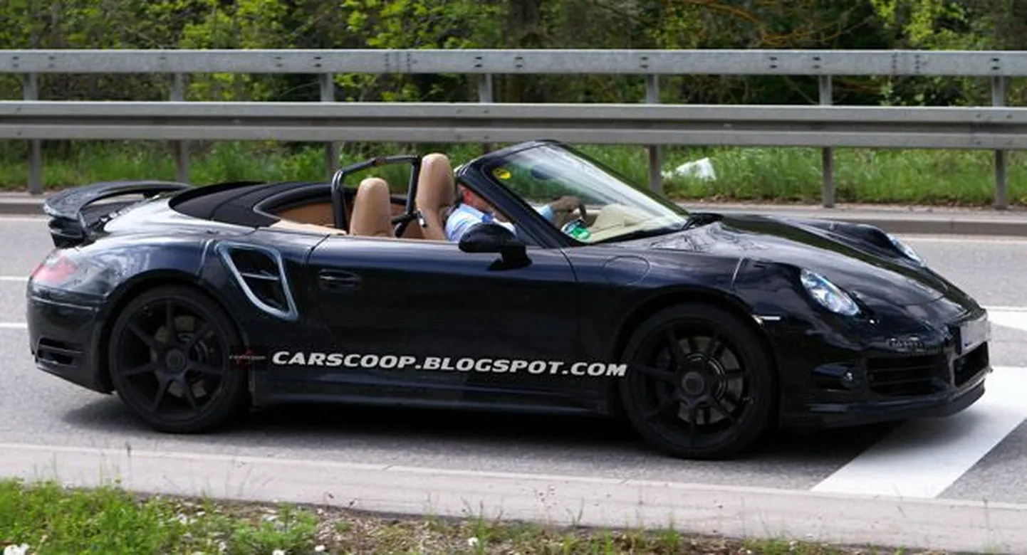 Porsche 911 Turbo kabrioleti prototüüp.