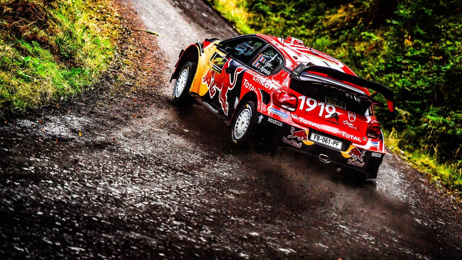 Tänavu Citroëniga kihutanud Sébastien Ogier saavutas WRC sarjas kolmanda koha.
