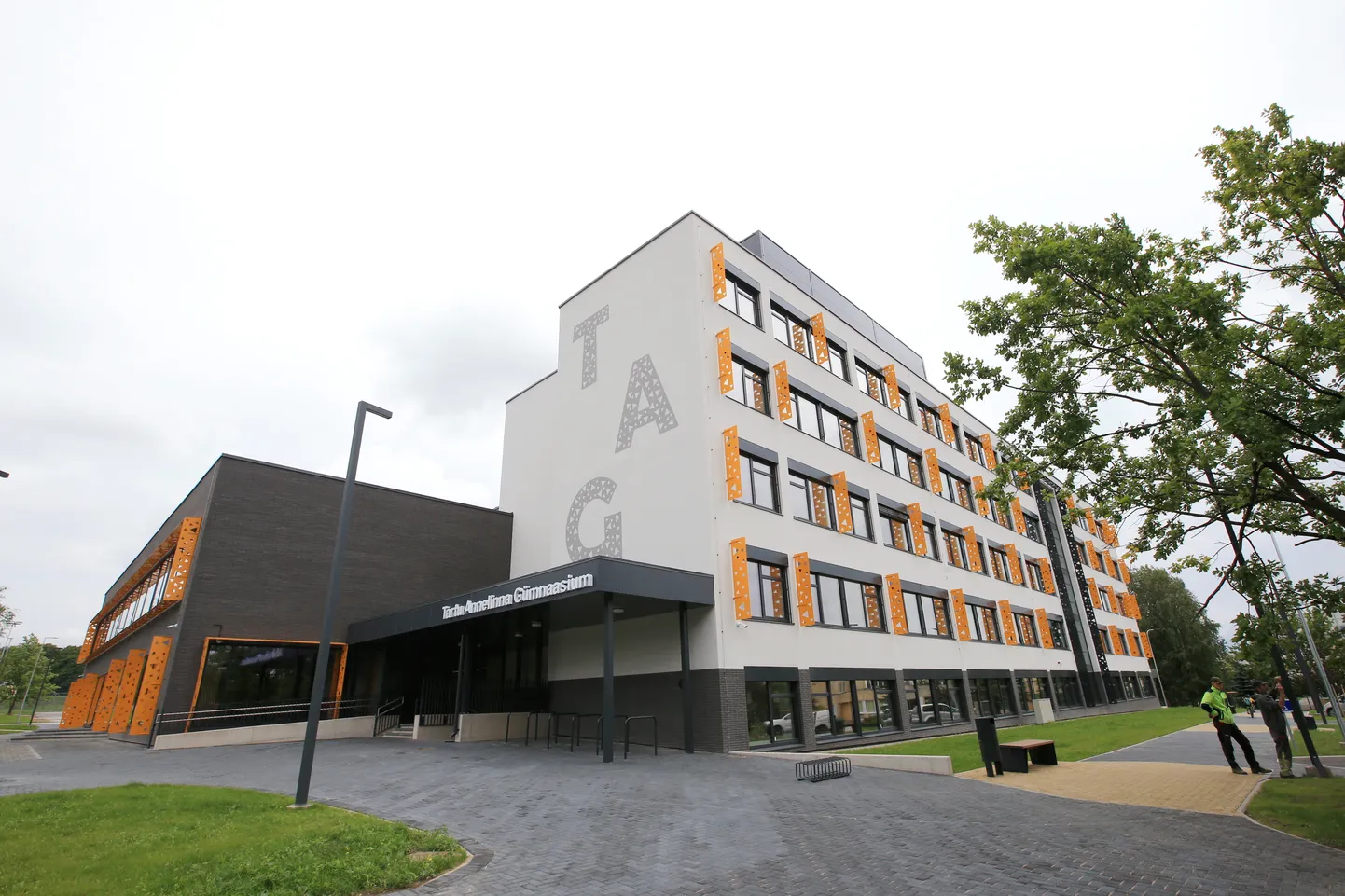 Tartu Annelinna gümnaasium on üks 18-st Tartu koolist, kus Baltic Restaurants Estonia sügisest koolitoitu pakub.