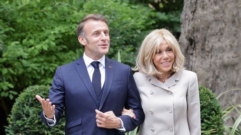 Emmanuel Macron kaebas kohtusse naise, kes väitis, et tema abikaasa Brigitte on mehena sündinud