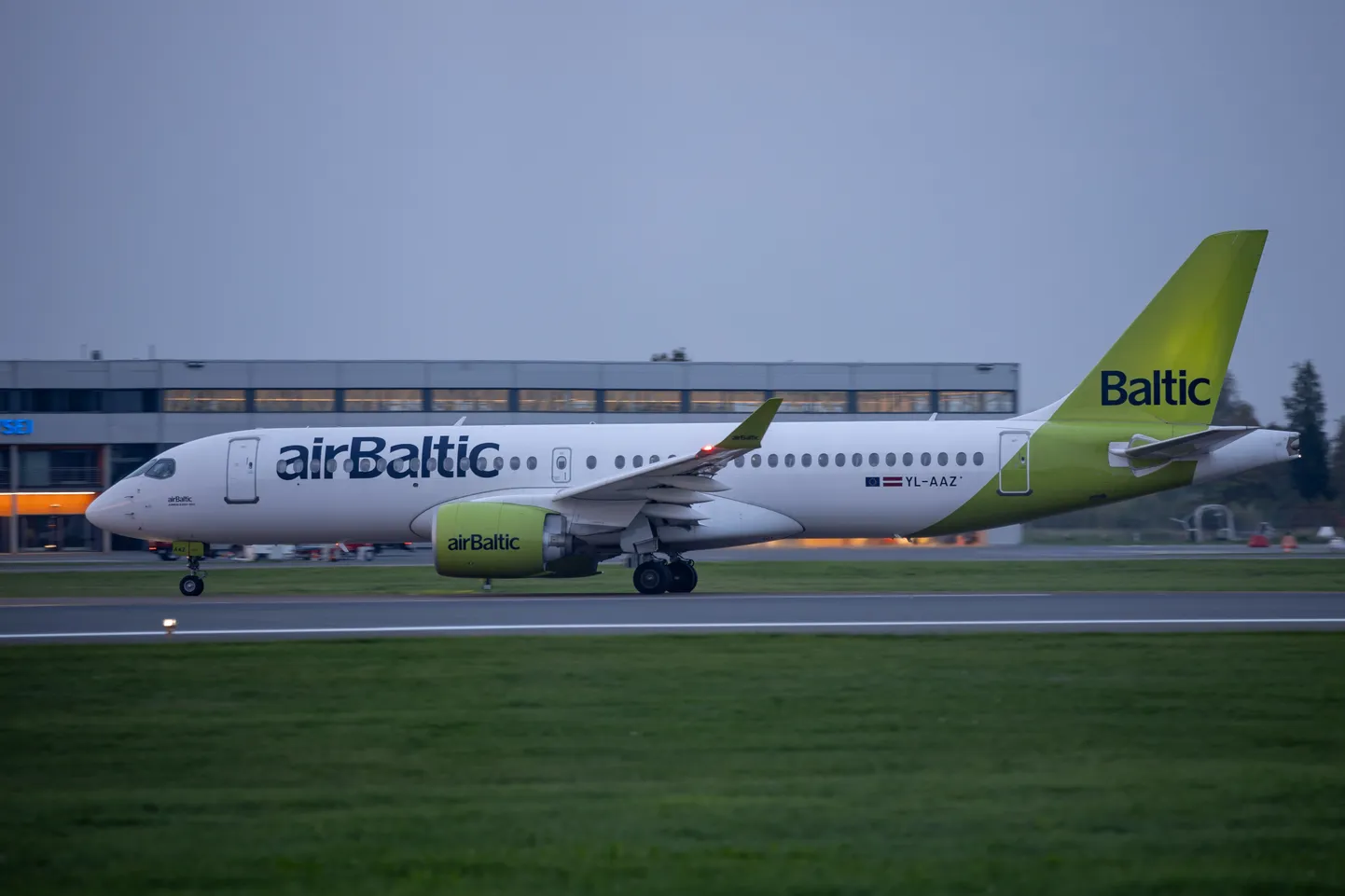 Самолет airBaltic.