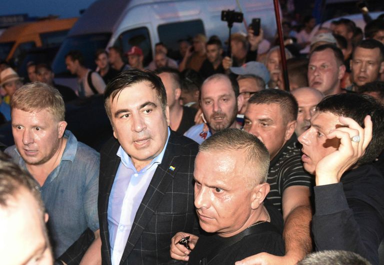 Saakašvili toetajaskonnaga üle Poola-Ukraina piiri tungimas. Foto: YURI DYACHYSHYN/AFP/Scanpix