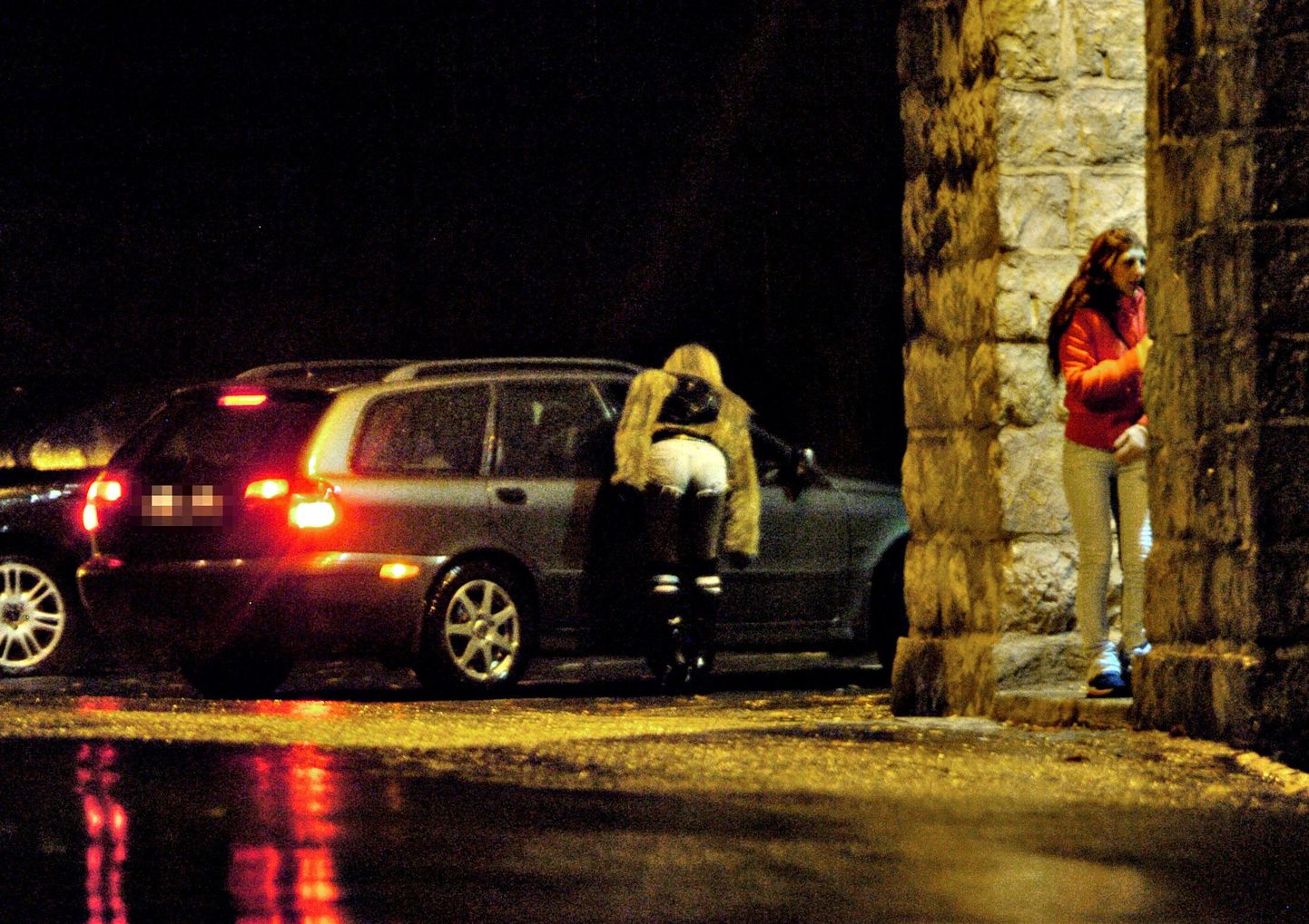 Ida-Euroopast pärit prostituudid Oslo tänaval.