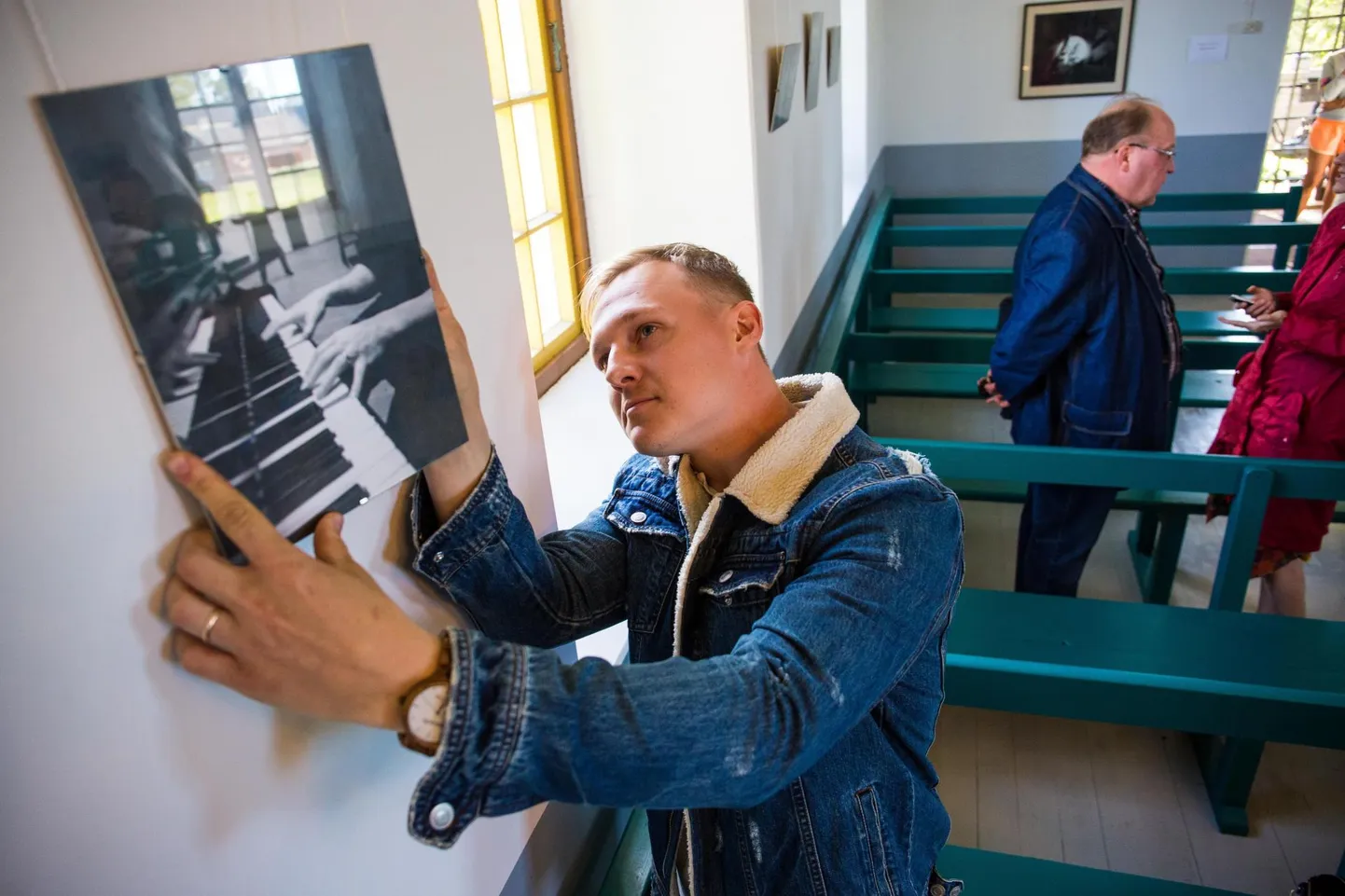 Jaanus Nuutre avas Vainupea kabelis tuntud fotograafi, oma vanaisa Peeter Toominga mälestusnäituse.